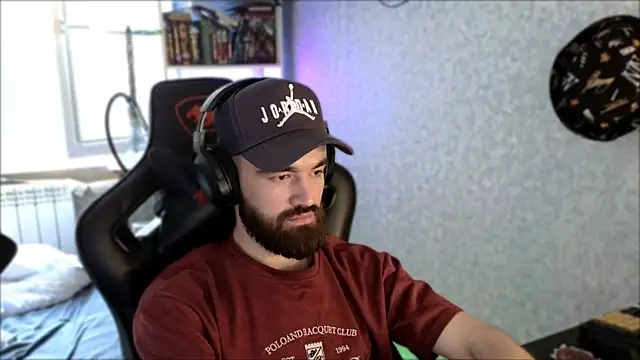 _Serious_Man webcam