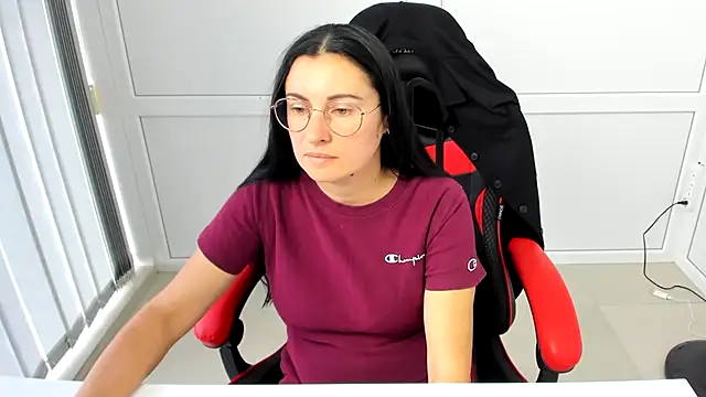 ChloeVibee webcam