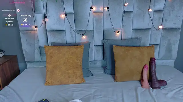AnnieRouse__ webcam