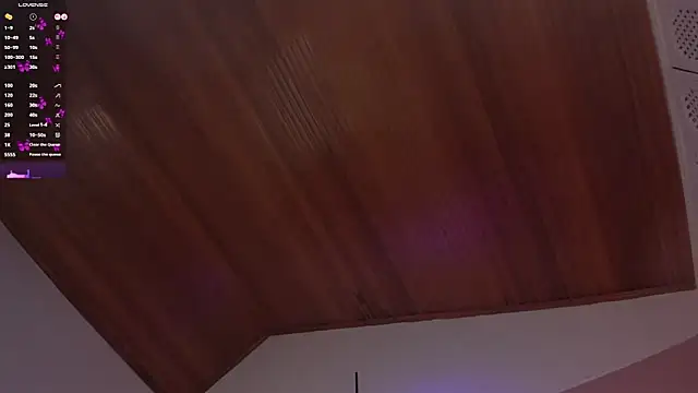 elodie_walker webcam