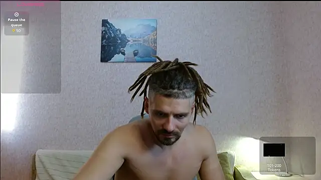 Aestheticguy101 live cam on StripChat
