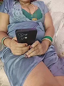 kaamuk_shweta webcam