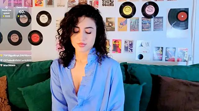 Maya_Rogerss webcam