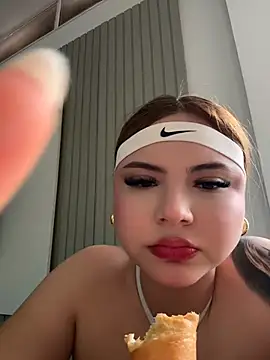 Beella1_ webcam