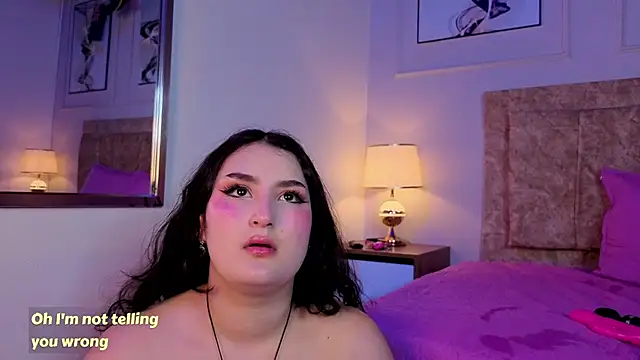 zoe_moon__ webcam