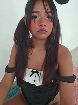 Pretty_karol webcam