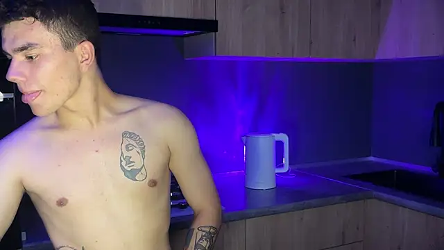MaxWoolf webcam