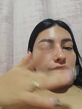 VioletRousee webcam