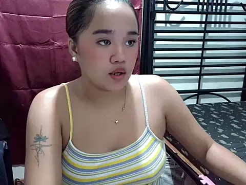 lilywanpolie_ webcam