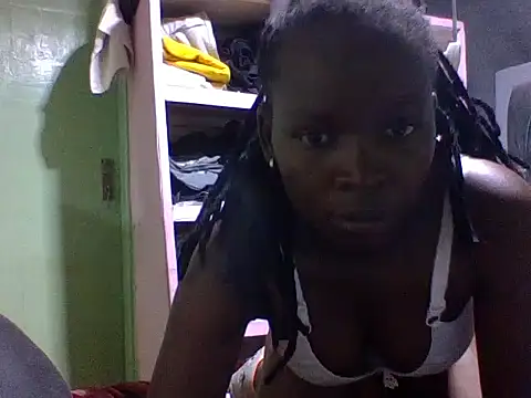 ebony_emmah webcam