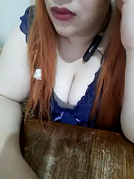 Madam_bezzzoul webcam