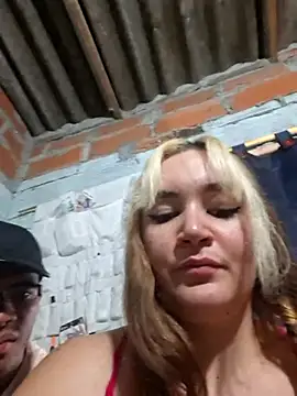 marco_and_luna_ webcam