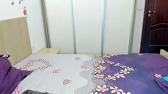 Adelamilfsex webcam