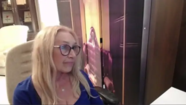 sofia_xkiss webcam