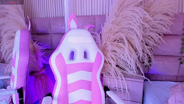 HannaRhodes webcam