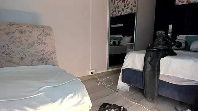 kaletattoo webcam