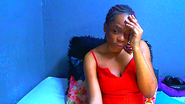 SMALLBOOBSXX webcam