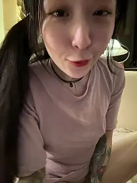Etherealcat33 webcam
