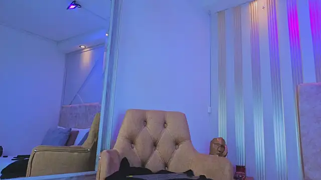 amara_queen_ webcam