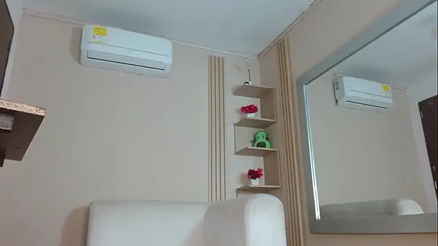 _cloe_21 webcam