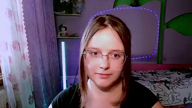 RoseLyyn webcam