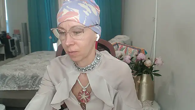 LuxuryNika
