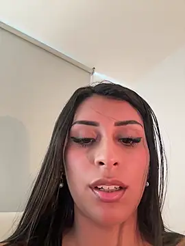 sweetAli_ webcam