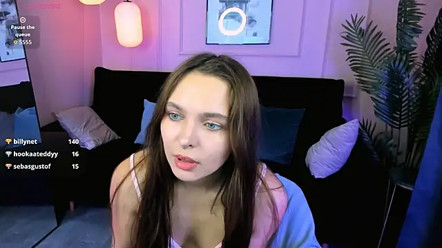 ChloeSunny webcam