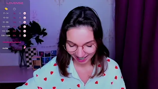 KindHazelHere_ webcam