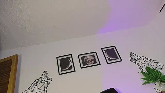 kaia_finn live cam on StripChat