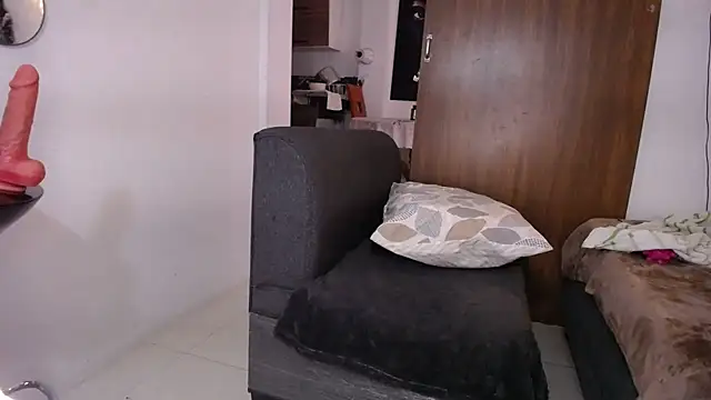 yselahot webcam