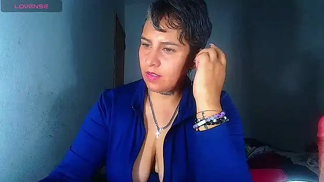 Yessi_rousse webcam
