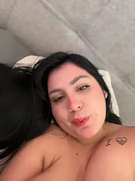 Vicky_Sixx live cam on StripChat