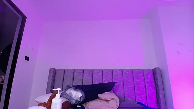 rubihops body oil cam room