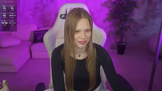Charlotte_Dreams webcam