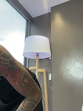 LizStorm_ webcam