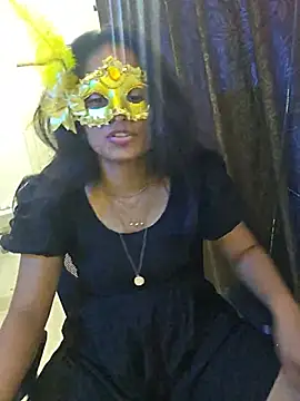 Sruthi04 live oil cam