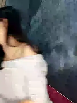 Rayya_4yy webcam