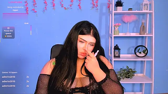 amanda_striking webcam