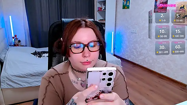 ur_geekgirl webcam