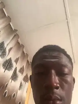 MrBlaq25 webcam