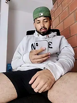camilorestrepo77 webcam