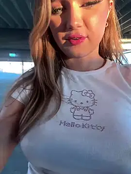 Hannah-2007 Live Web Cam Show