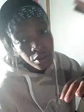 AfricanBarbiee69 webcam