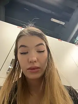 Miss_Mia69