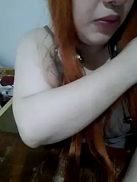 Madam_bezzzoul webcam