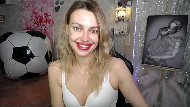 NickyAdamidi webcam