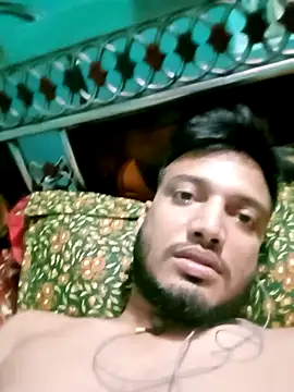 sexeyboy332