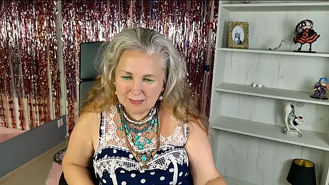 LilaMaharani webcam