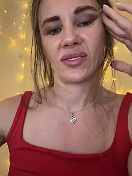 LucieMack webcam